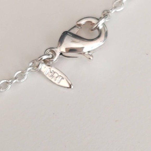 Avon NRT Moonstone pendant necklace with cz accent - Picture 10 of 11